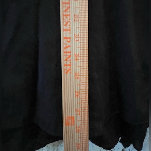 FEVER Woman’s Plus Size Black Sleeveless Top, Handkerchief Hem, Linen; Size XXL - Picture 10 of 10